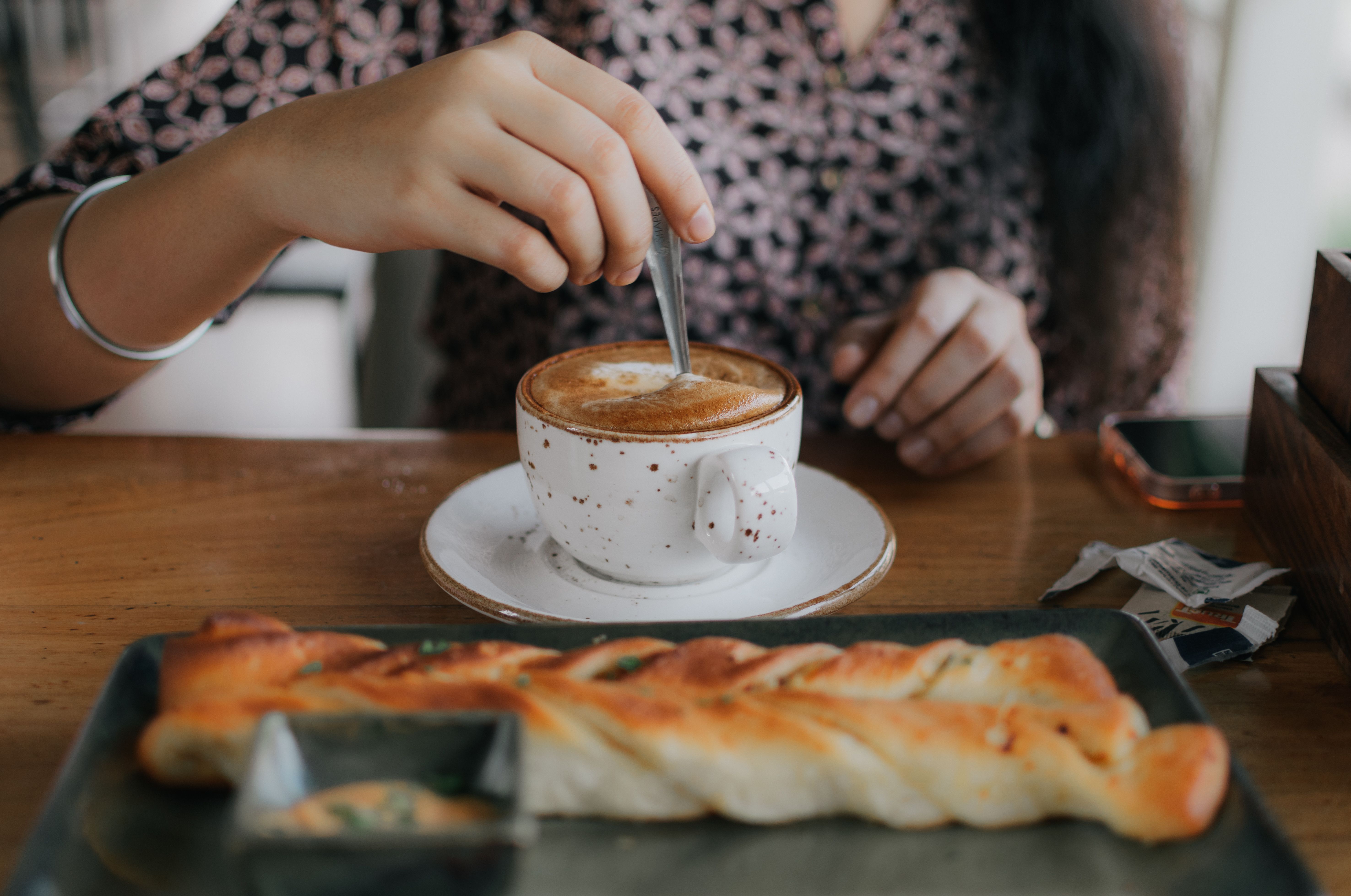 Best Cafes in Sunshine Coast: Coffee, Brunch and Local Roasters