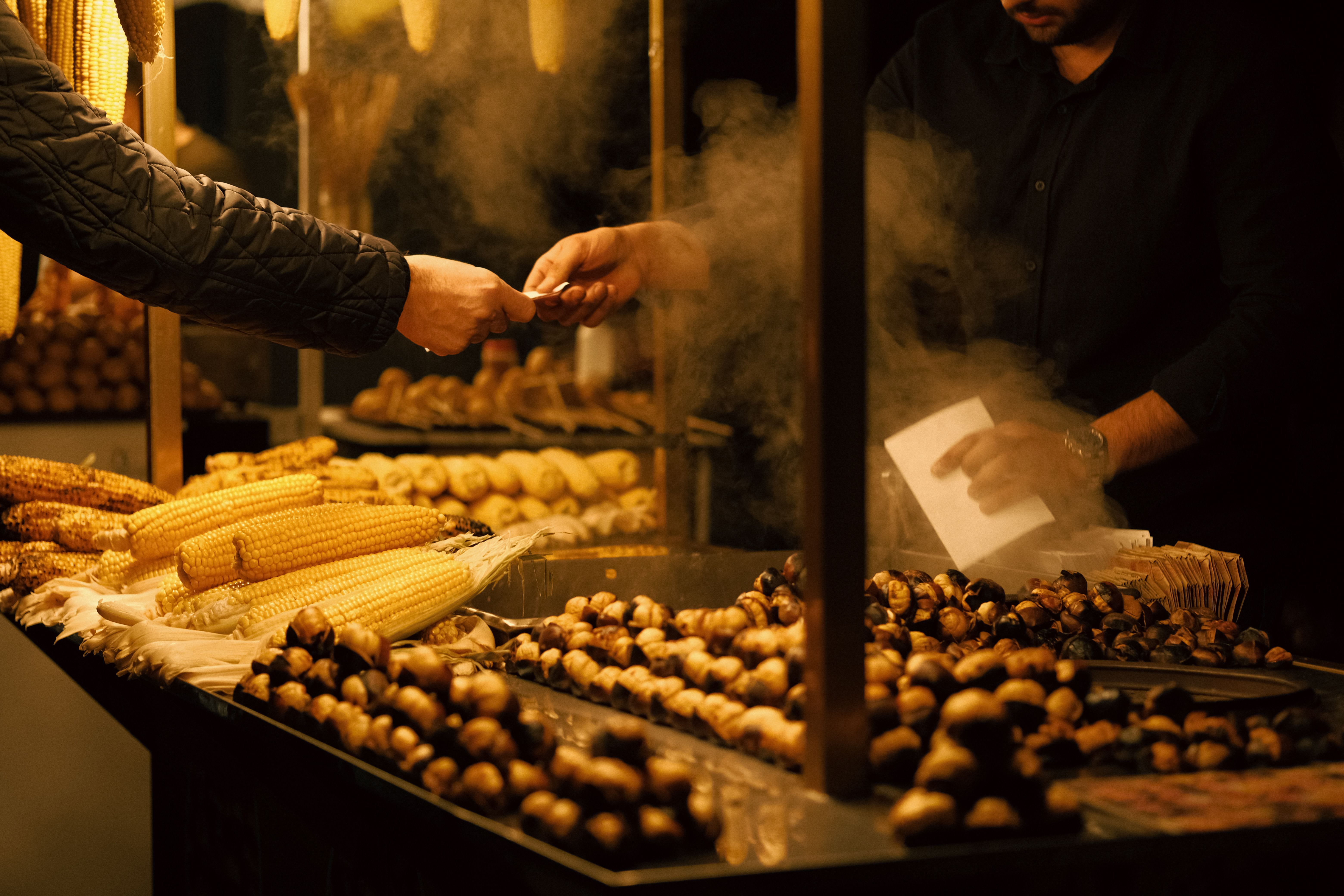 Best Night Markets in Sunshine Coast: Street Food, Stalls and Evening Events