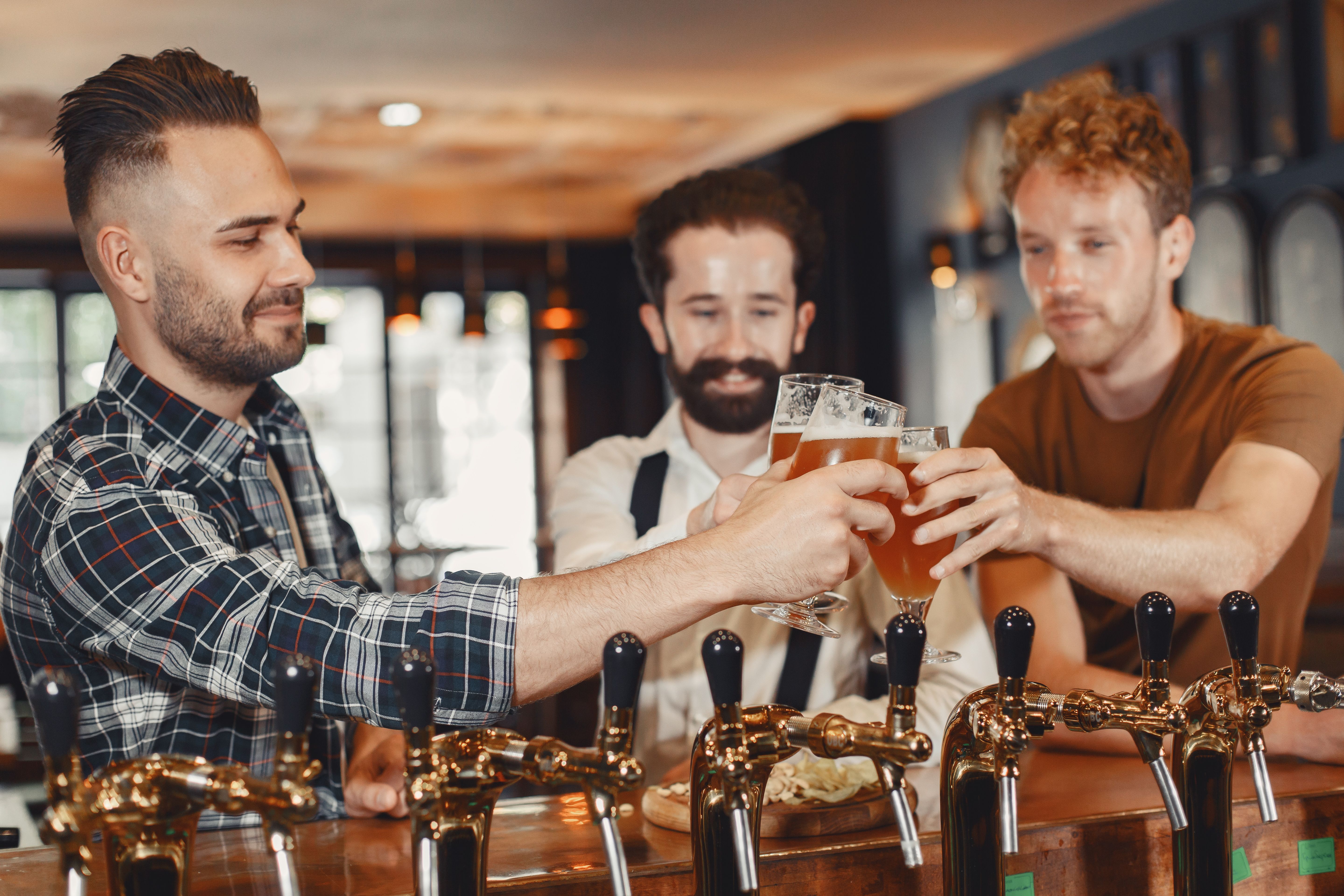 Best Pubs in Sunshine Coast: Where to Have a Beer Across the City
