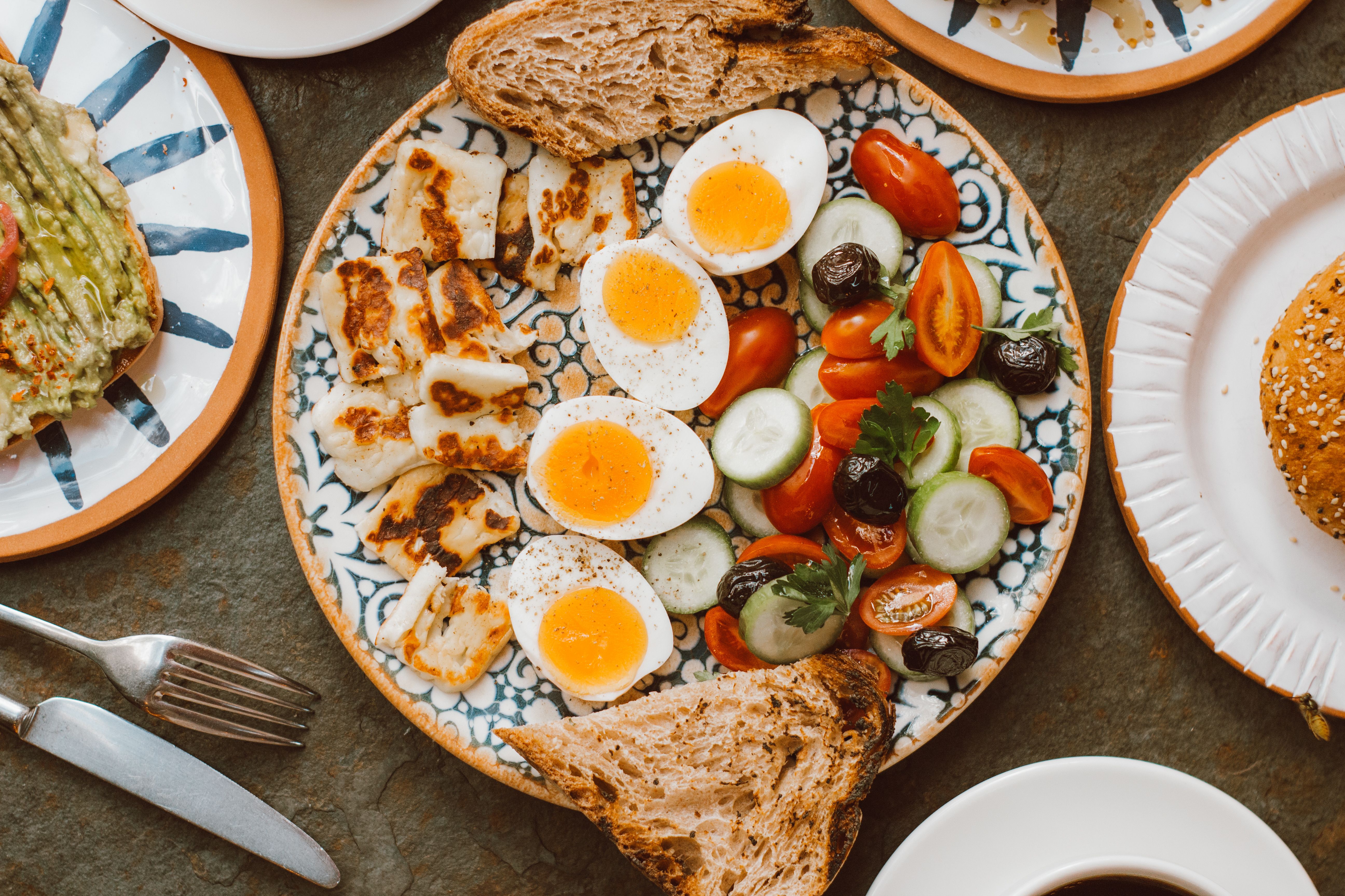 Best Brunch Spots in Sunshine Coast: Cafes, Eggs and Weekend Tables